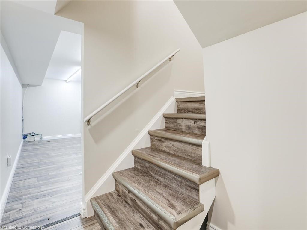 833 Doon Village Road Property Photo 30
