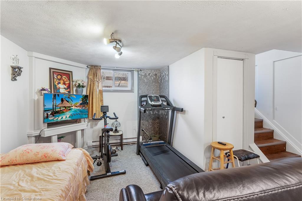 9a Hampton Street Property Photo 37