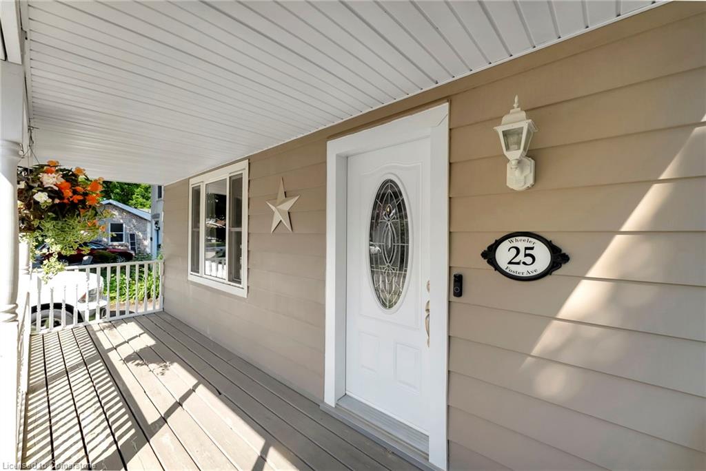 25 Foster Avenue Property Photo 4