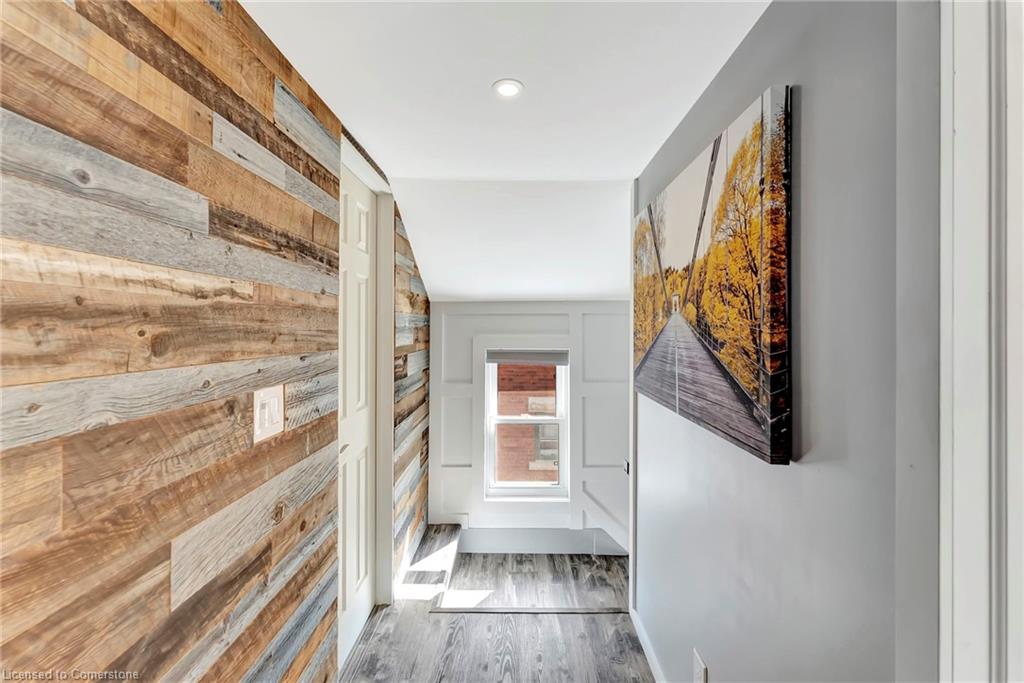 25 Foster Avenue Property Photo 17