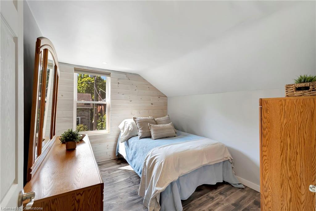 25 Foster Avenue Property Photo 23