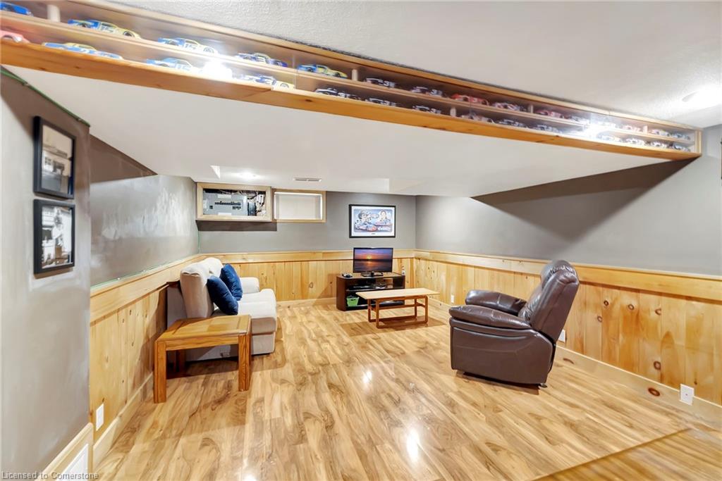 25 Foster Avenue Property Photo 31