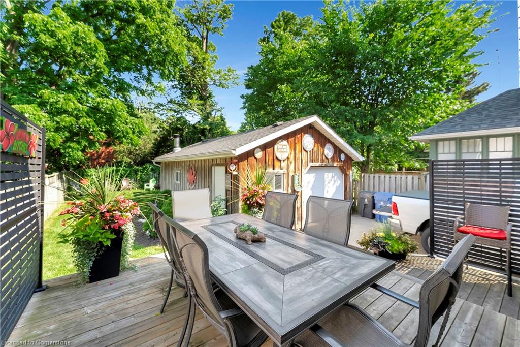 25 Foster Avenue Property Photo 36