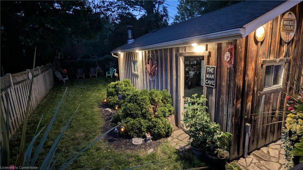 25 Foster Avenue Property Photo 43