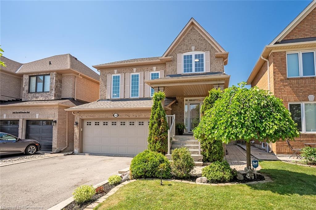 5586 Churchill Meadows Boulevard Property Photo 1