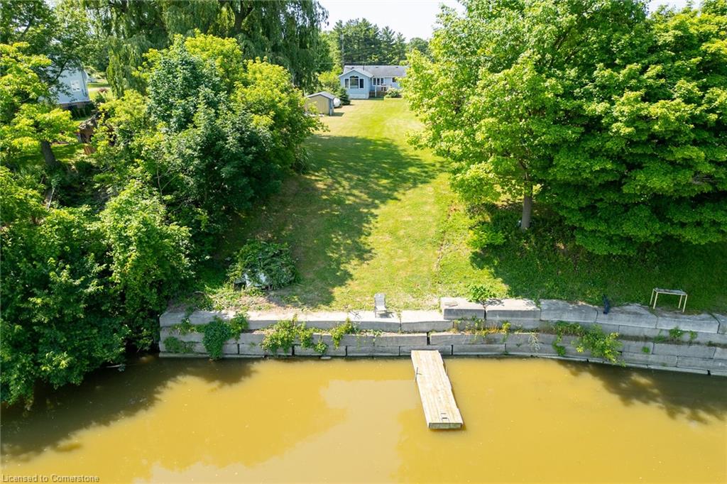 1896 River Road Property Photo 4