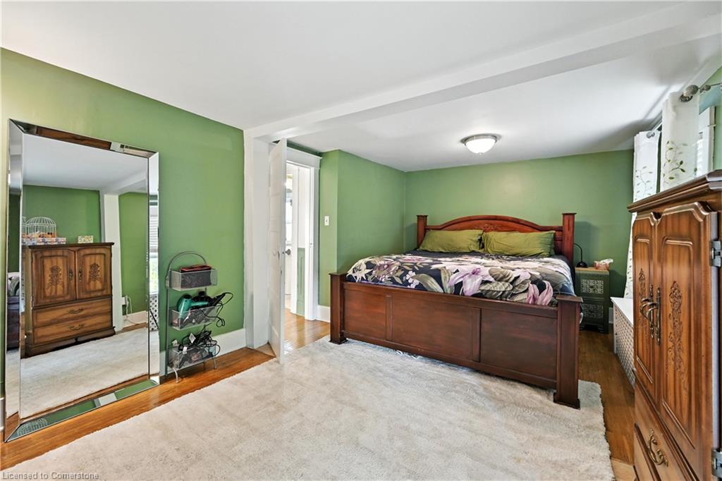 16 Locust Street Property Photo 24