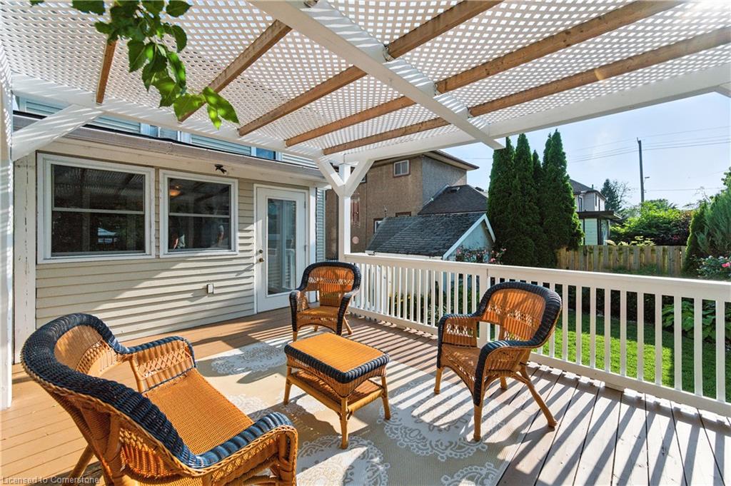 16 Locust Street Property Photo 38