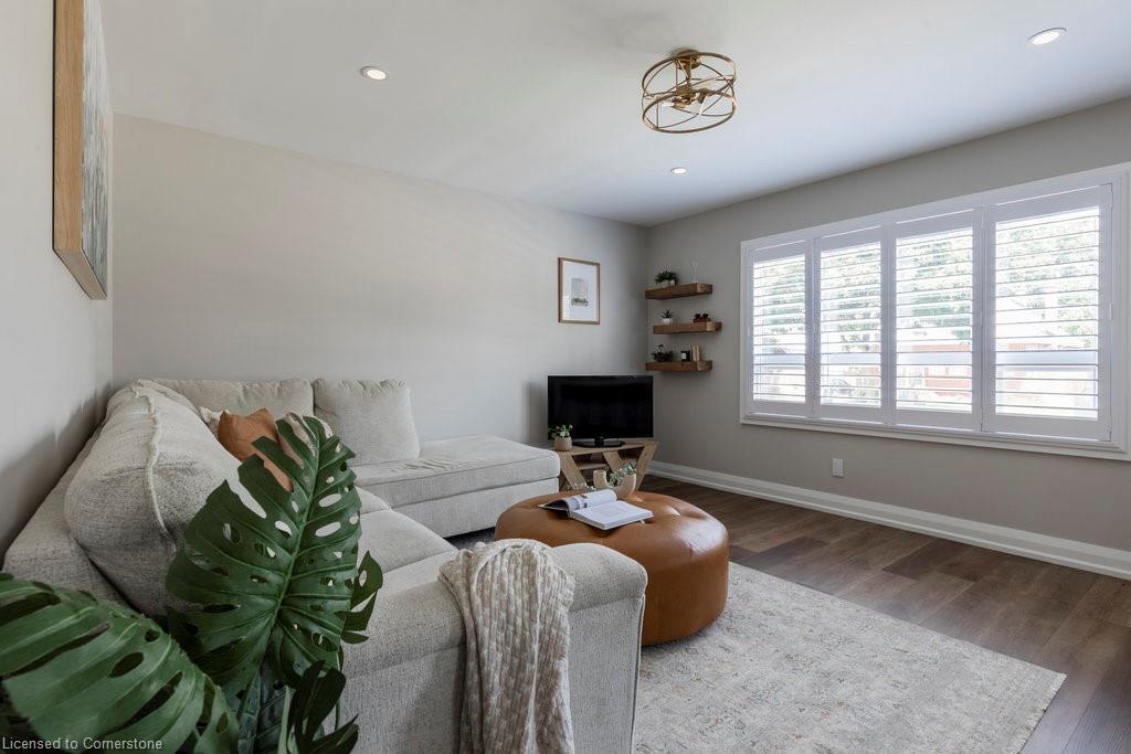 40 Duncombe Drive Property Photo 7