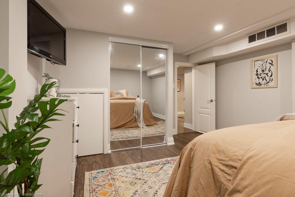 40 Duncombe Drive Property Photo 34
