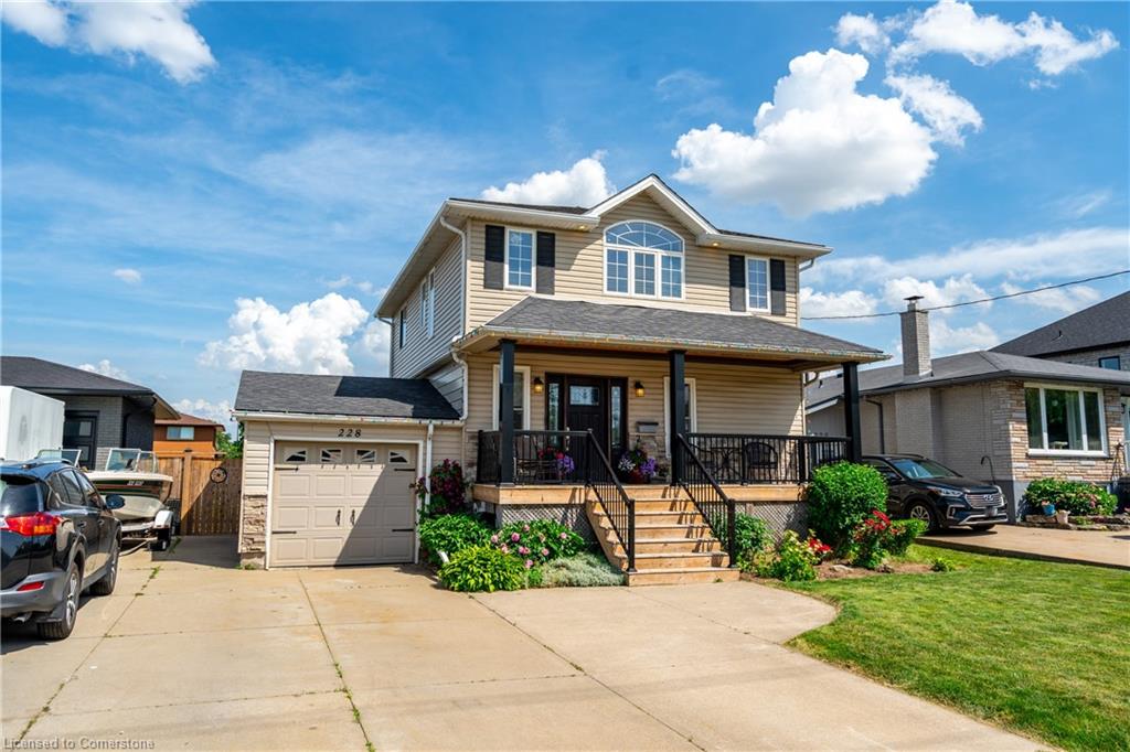 228 Green Road Property Photo 2