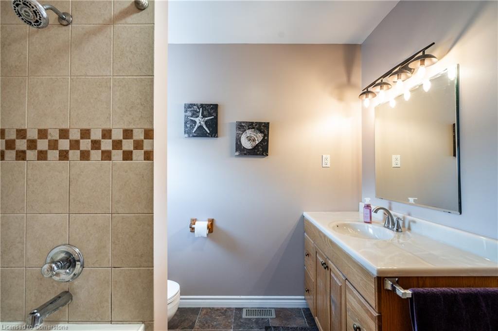 228 Green Road Property Photo 20