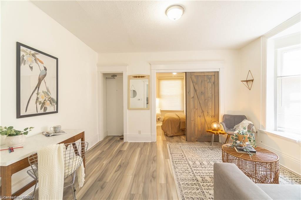 36 Cayuga Street Property Photo 6