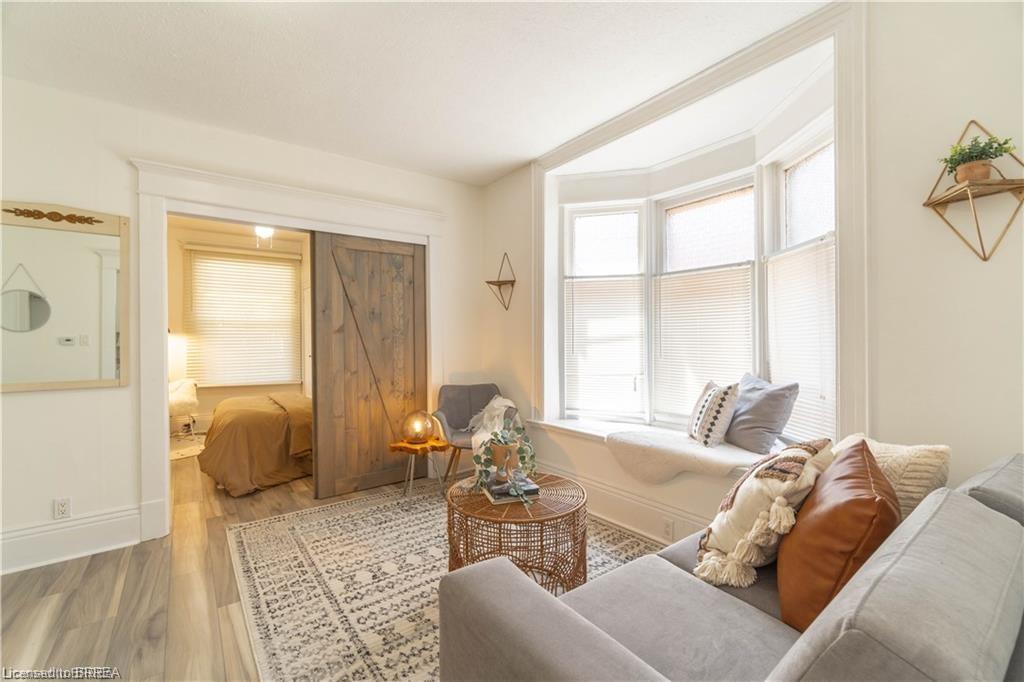 36 Cayuga Street Property Photo 7