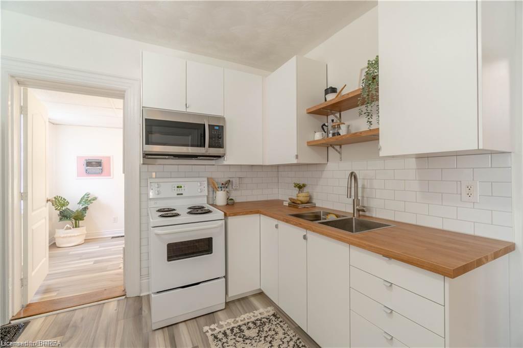 36 Cayuga Street Property Photo 12