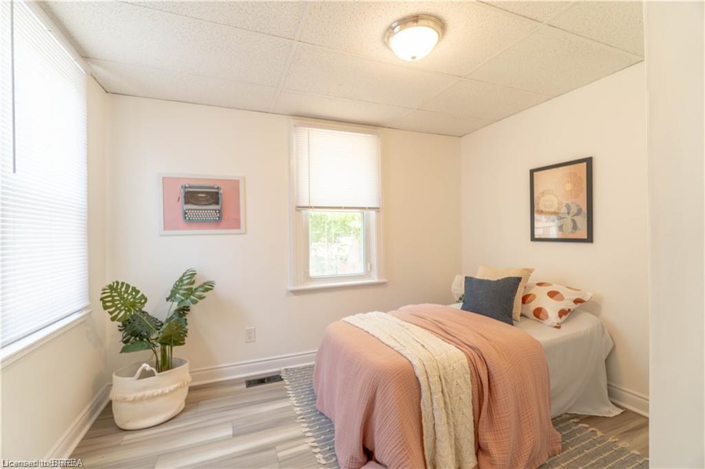 36 Cayuga Street Property Photo 15