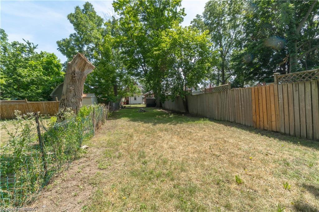 36 Cayuga Street Property Photo 24