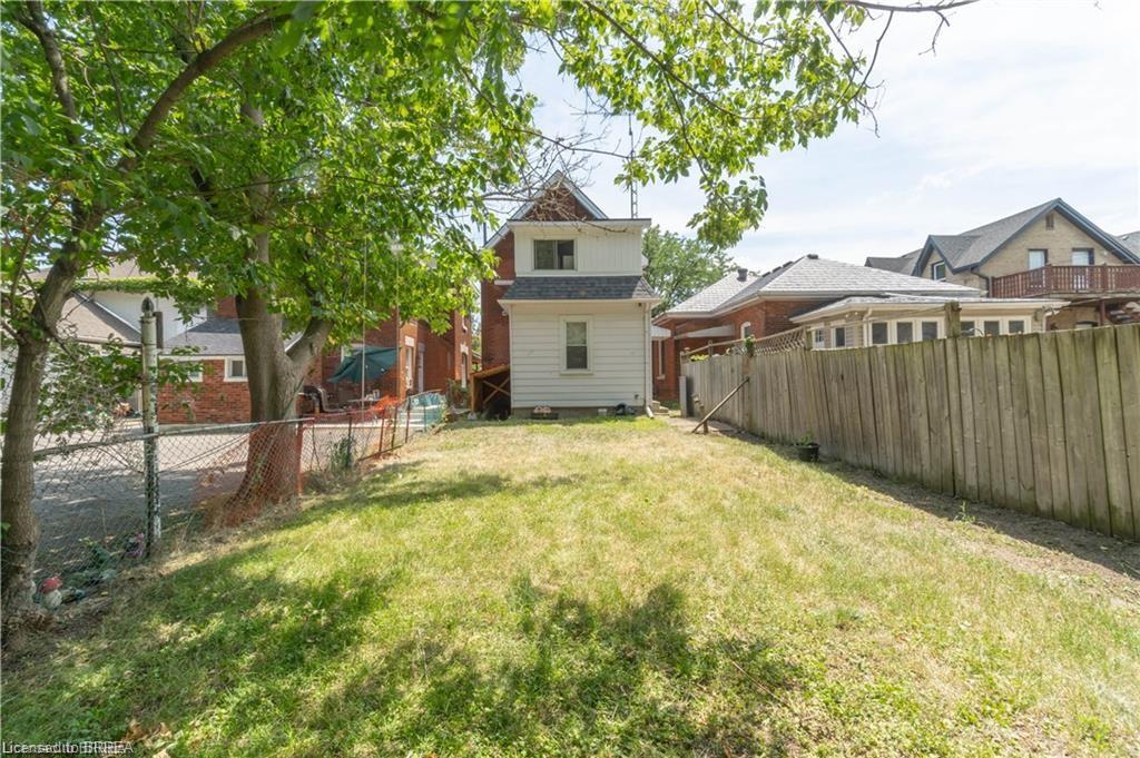 36 Cayuga Street Property Photo 25