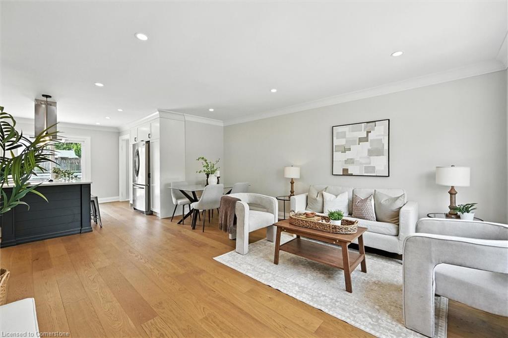 2100 Falmouth Terrace Property Photo 5