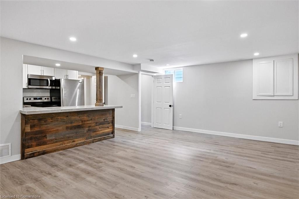 2100 Falmouth Terrace Property Photo 29