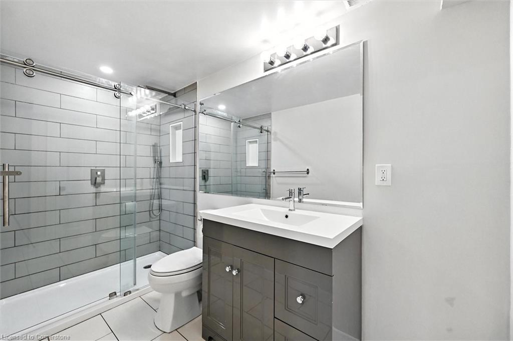 2100 Falmouth Terrace Property Photo 32