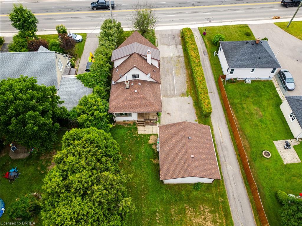 978 Norfolk Street N Property Photo 20