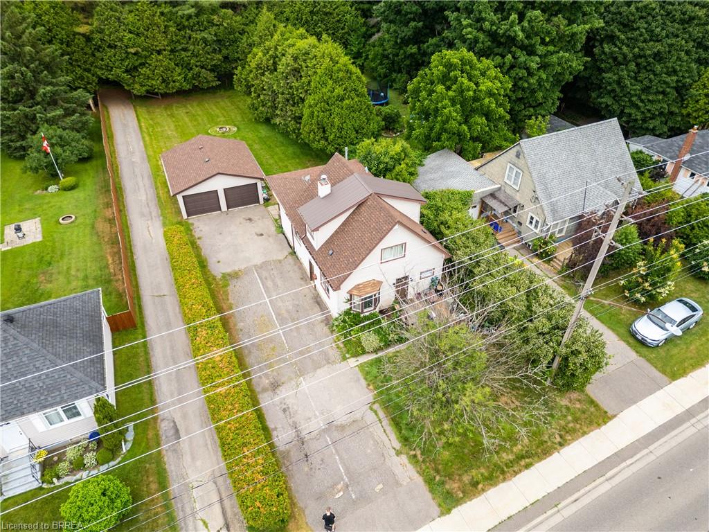 978 Norfolk Street N Property Photo 18