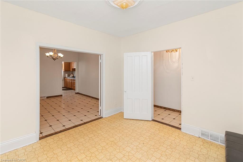 62 Francis Street Property Photo 10