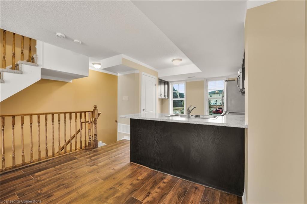 116-1380 Costigan Road Property Photo 7