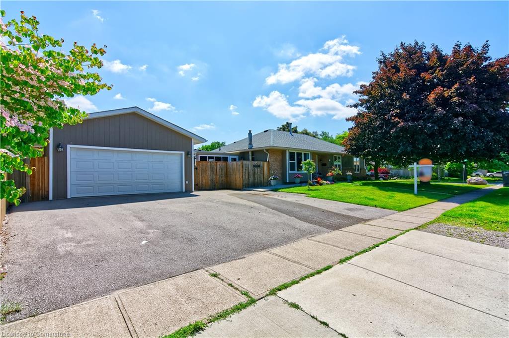135 Kent Street Property Photo 2