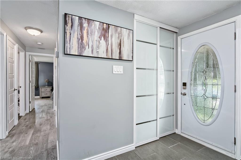 135 Kent Street Property Photo 6