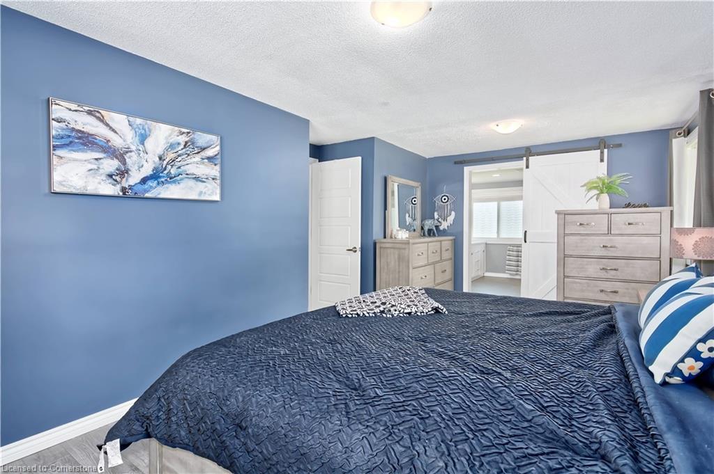 135 Kent Street Property Photo 18