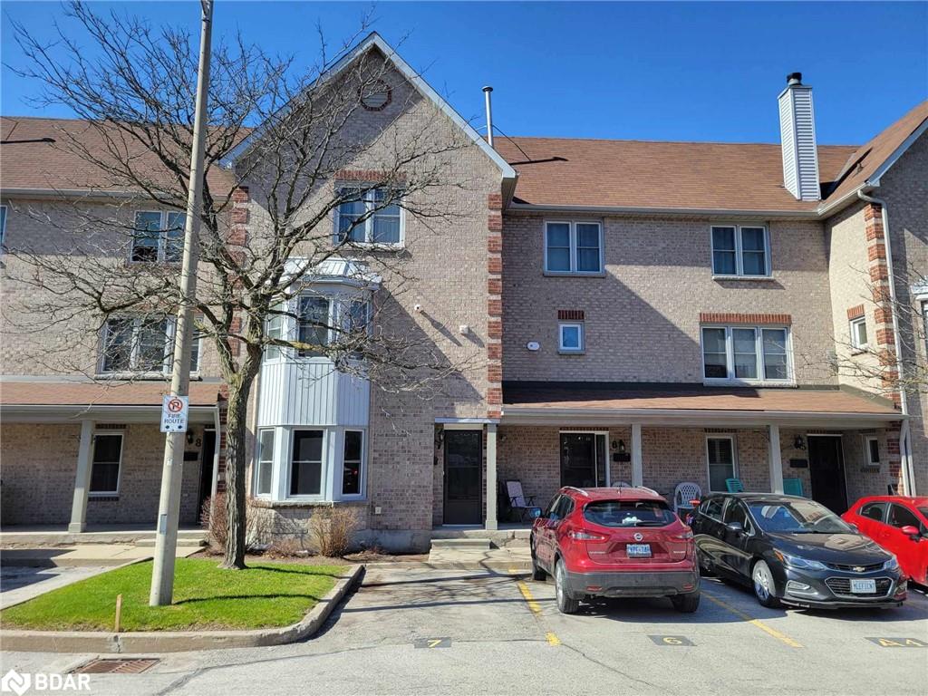 7-119 D'ambrosio Drive Property Photo 1