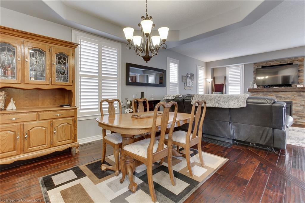 20 Parisian Crescent Property Photo 11