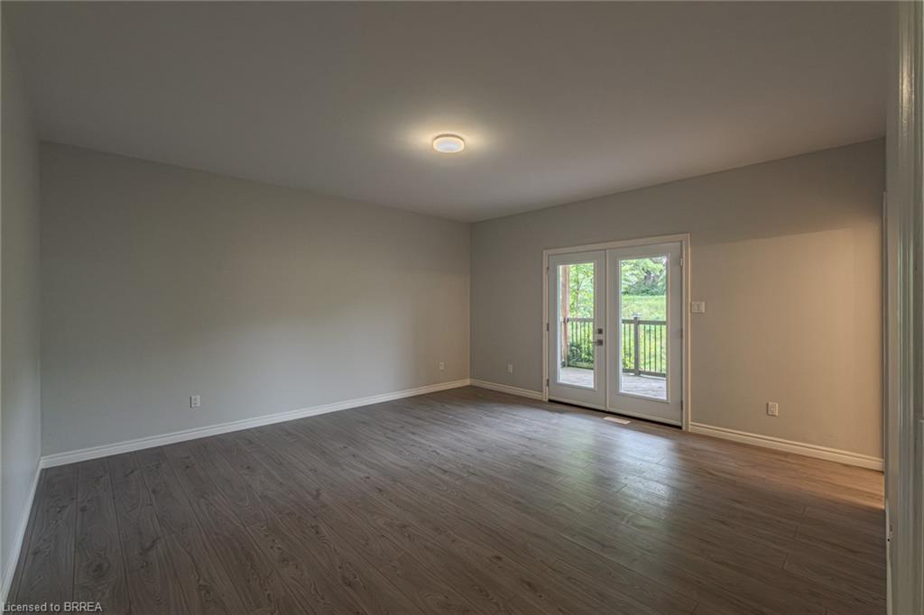 192 Grand River Avenue Property Photo 25
