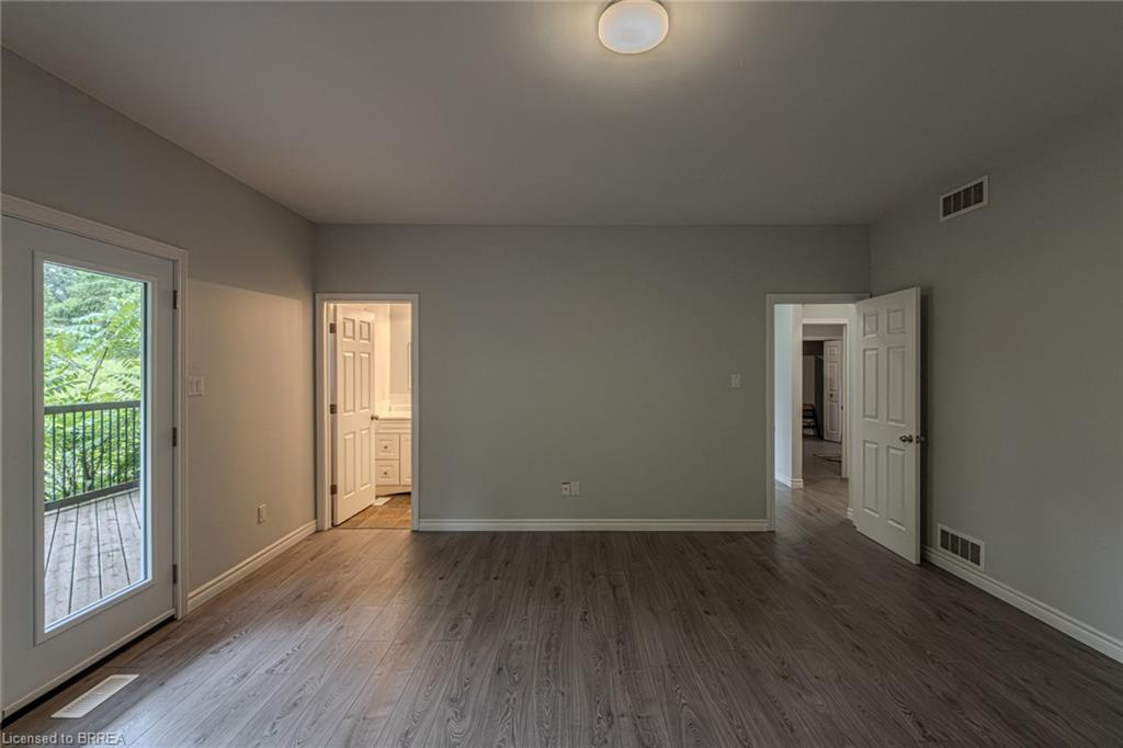 192 Grand River Avenue Property Photo 26