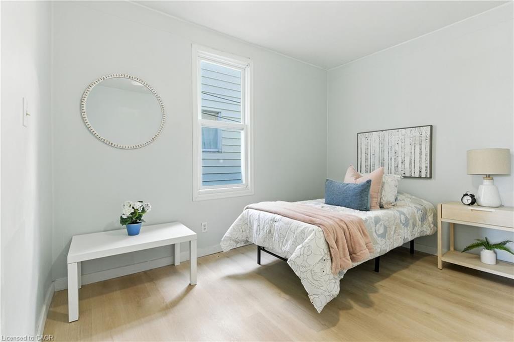 40 Aikman Avenue Property Photo 19