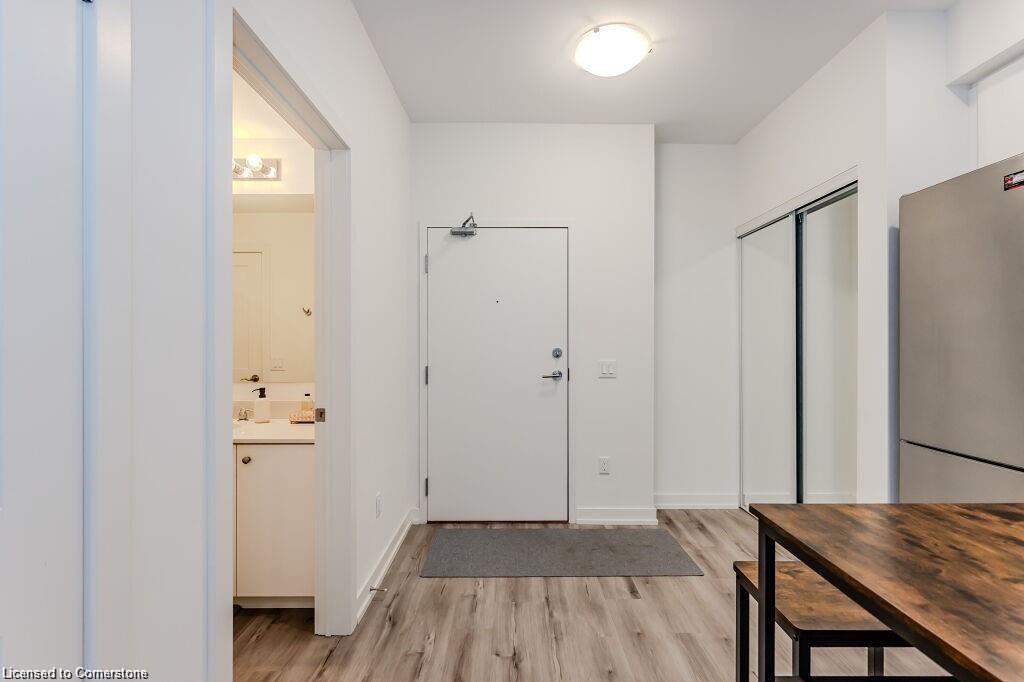 410-247 Northfield Drive E Property Photo 3