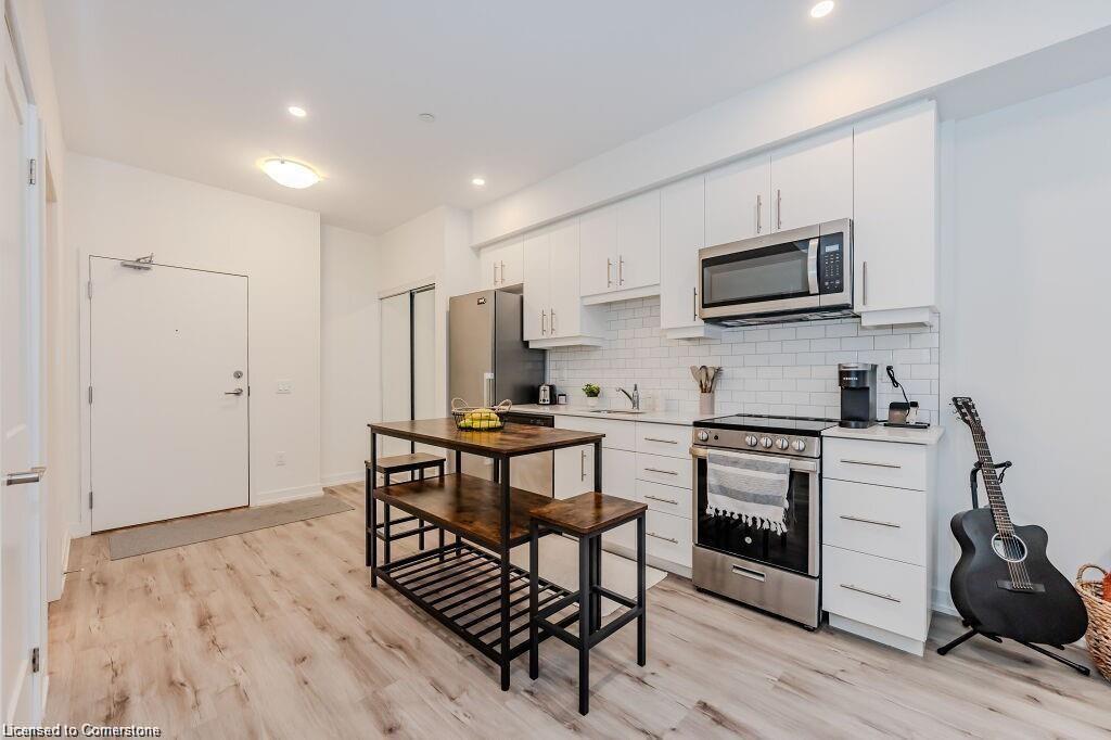 410-247 Northfield Drive E Property Photo 5