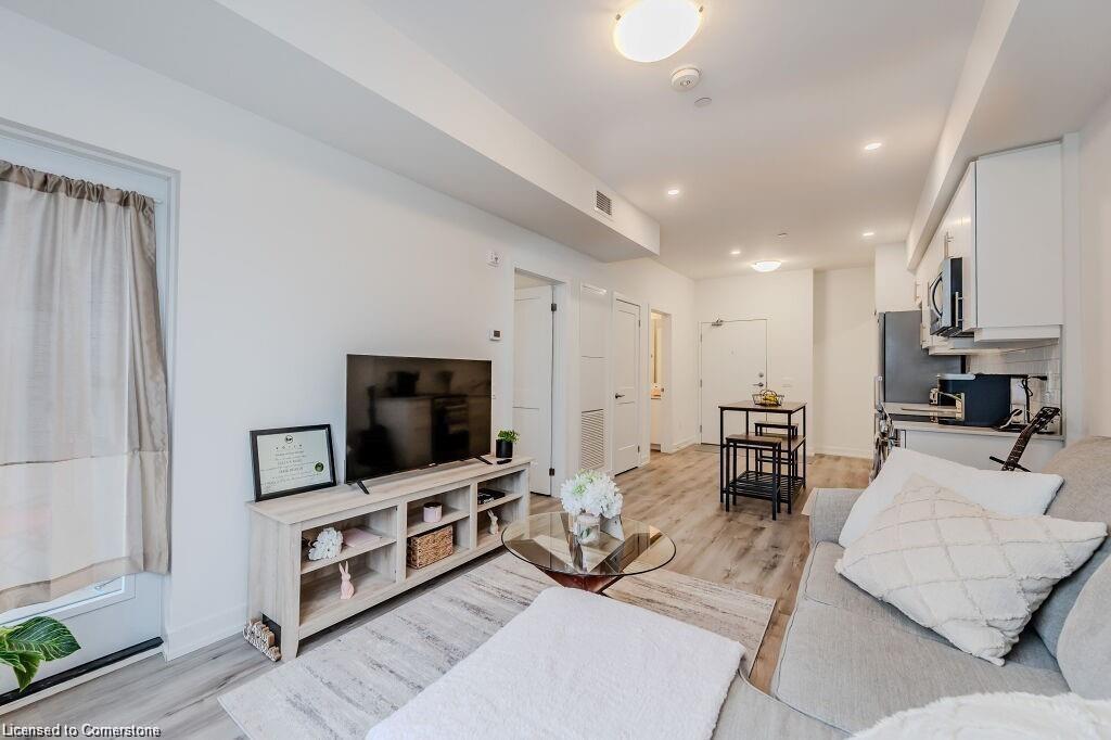 410-247 Northfield Drive E Property Photo 10