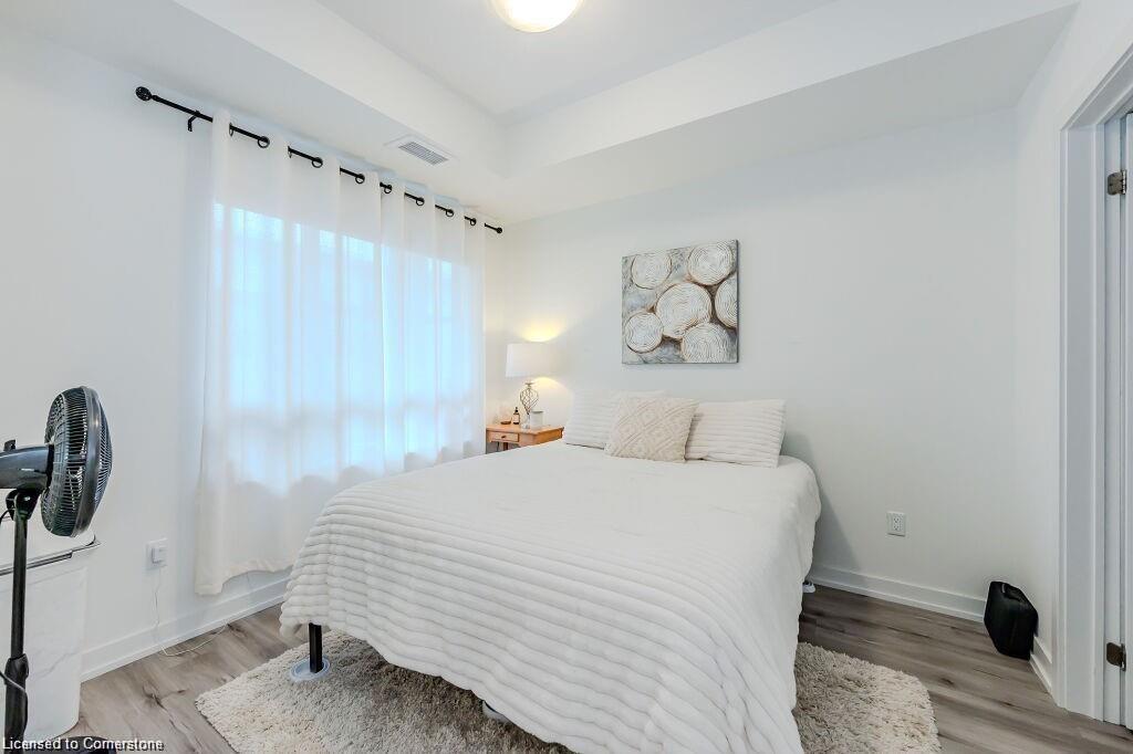 410-247 Northfield Drive E Property Photo 11