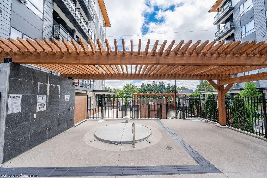 410-247 Northfield Drive E Property Photo 27