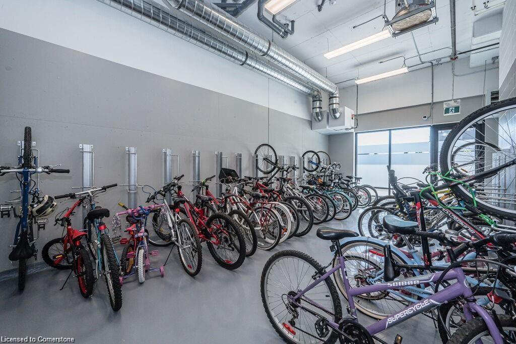 410-247 Northfield Drive E Property Photo 33