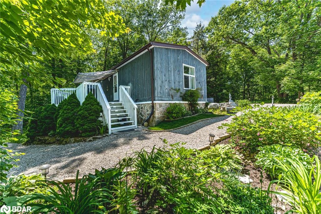 7498 Island Crescent