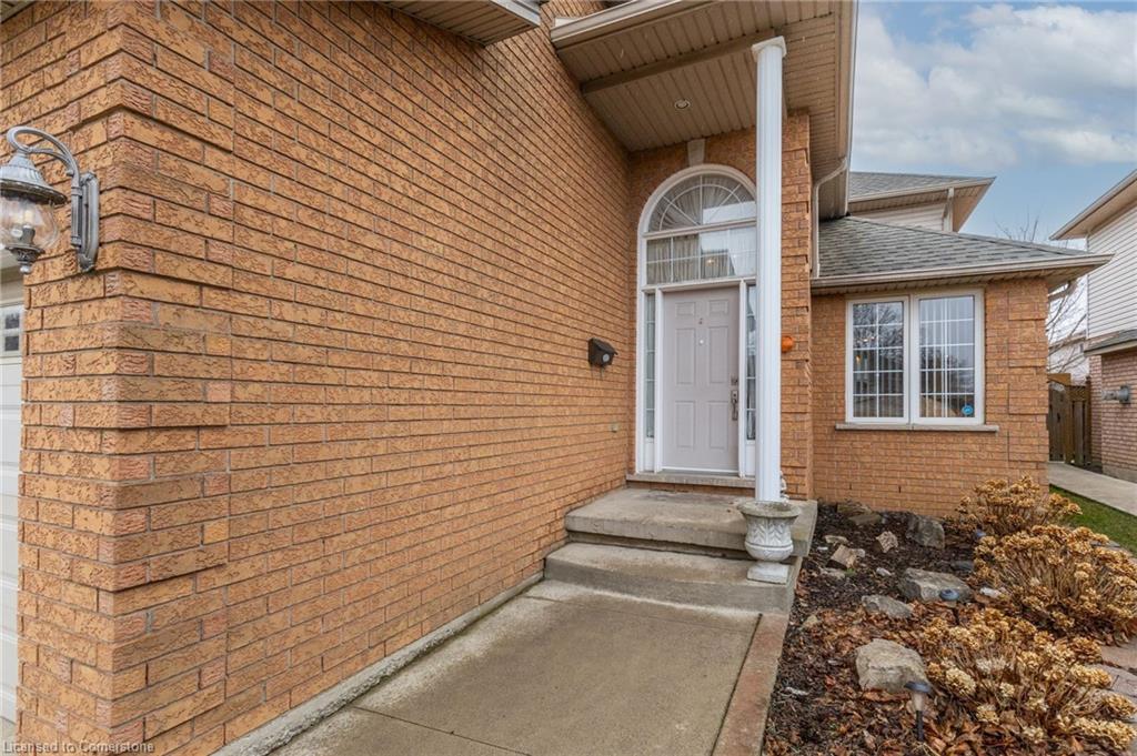 42 Hillgarden Drive Property Photo 4