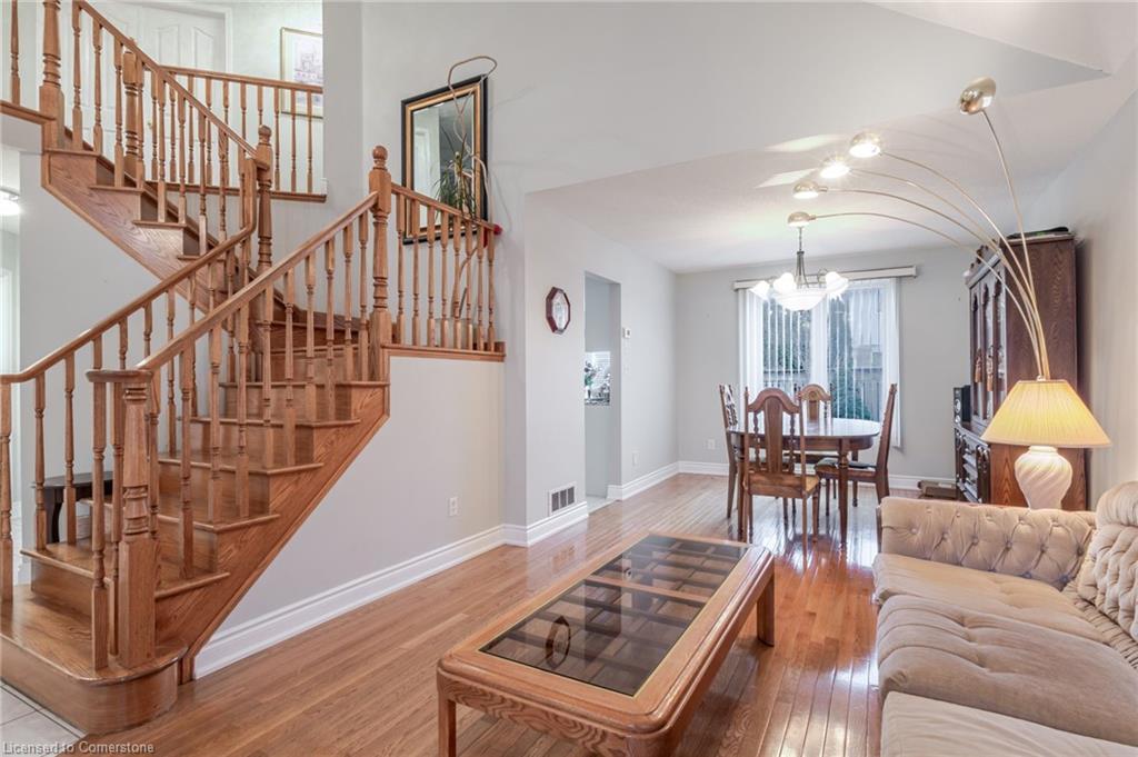 42 Hillgarden Drive Property Photo 14