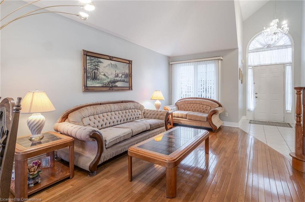 42 Hillgarden Drive Property Photo 15