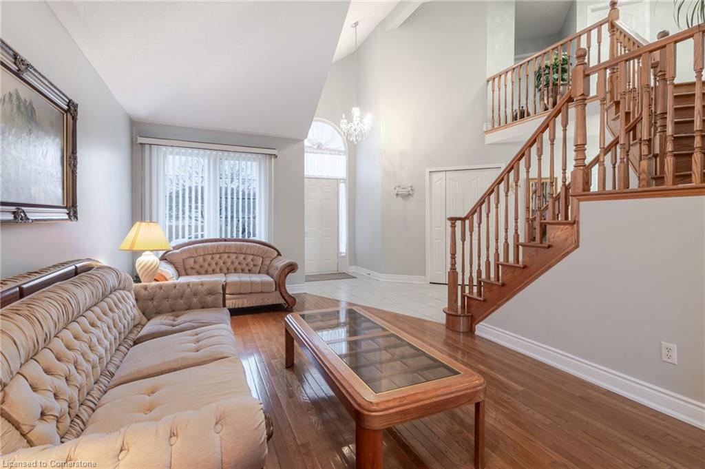 42 Hillgarden Drive Property Photo 18
