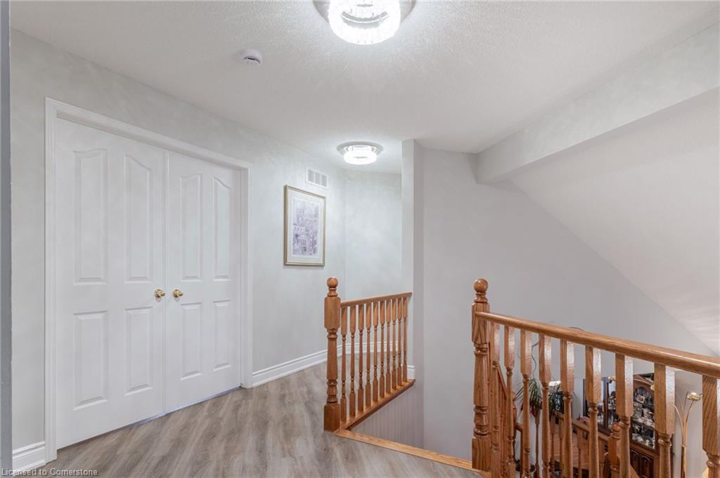 42 Hillgarden Drive Property Photo 23