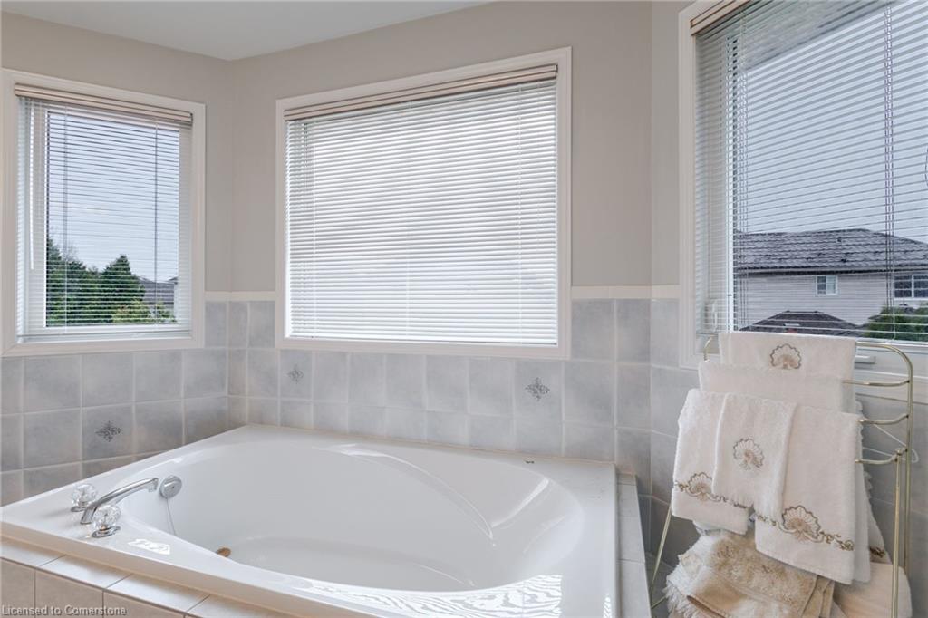 42 Hillgarden Drive Property Photo 28